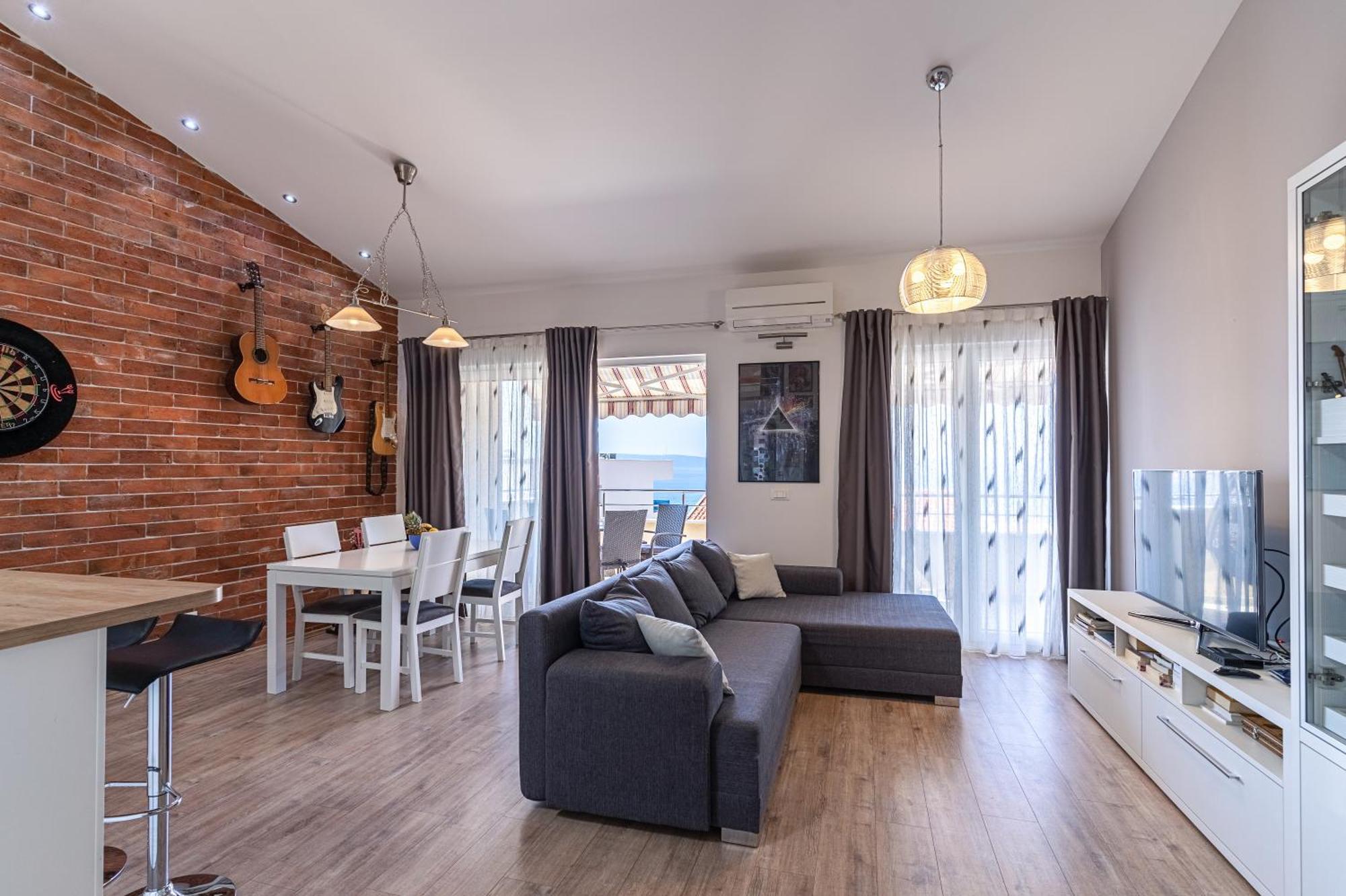 Apartments Angela Макарска Экстерьер фото